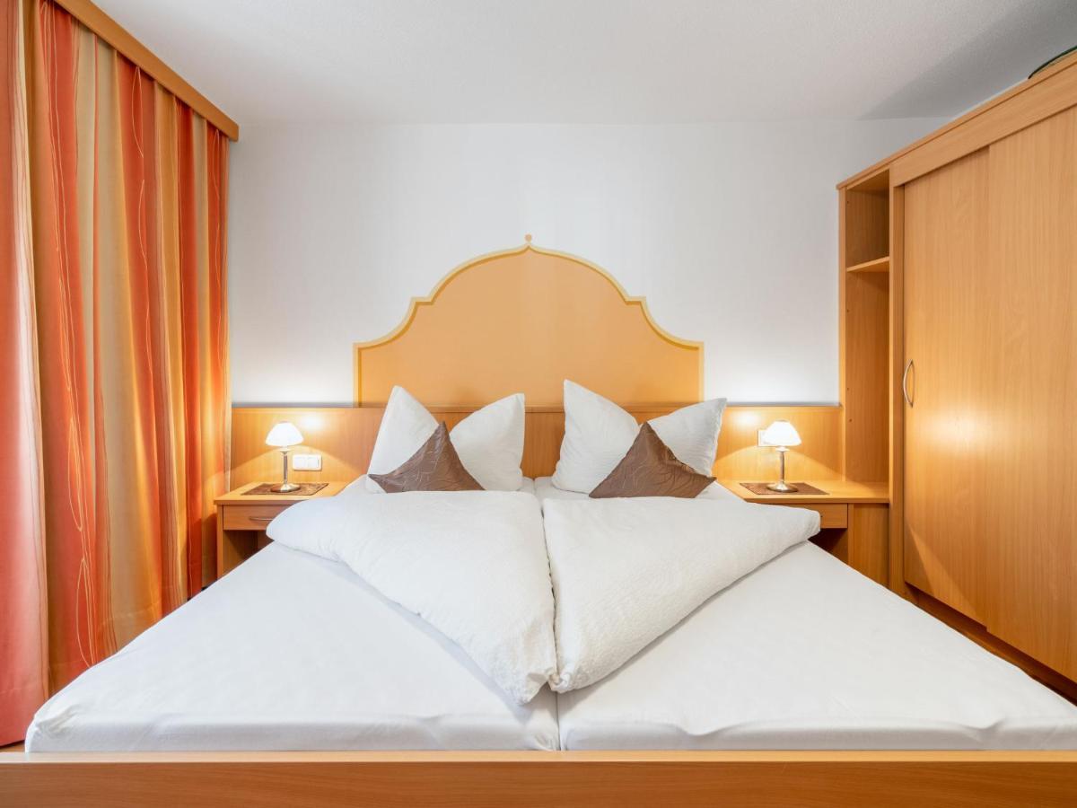 Rosa-2 By Interhome Appartement Mayrhofen